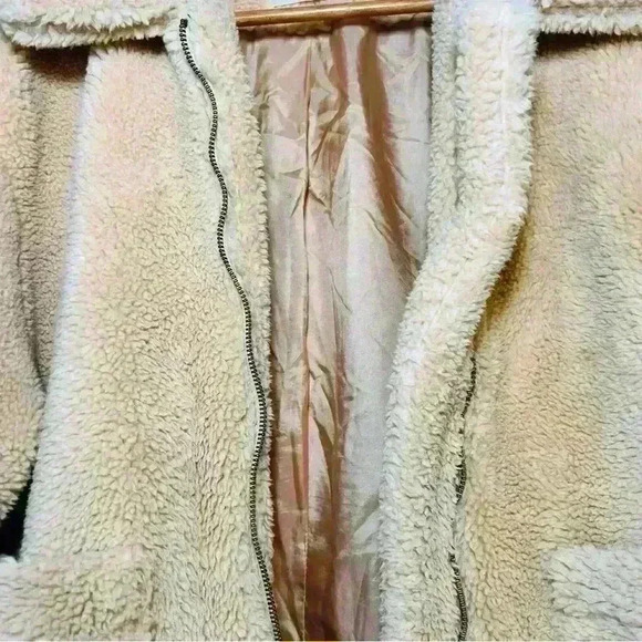 Elodie Teddy Bear Sherpa Full Zip Jacket - Picture 6 of 9